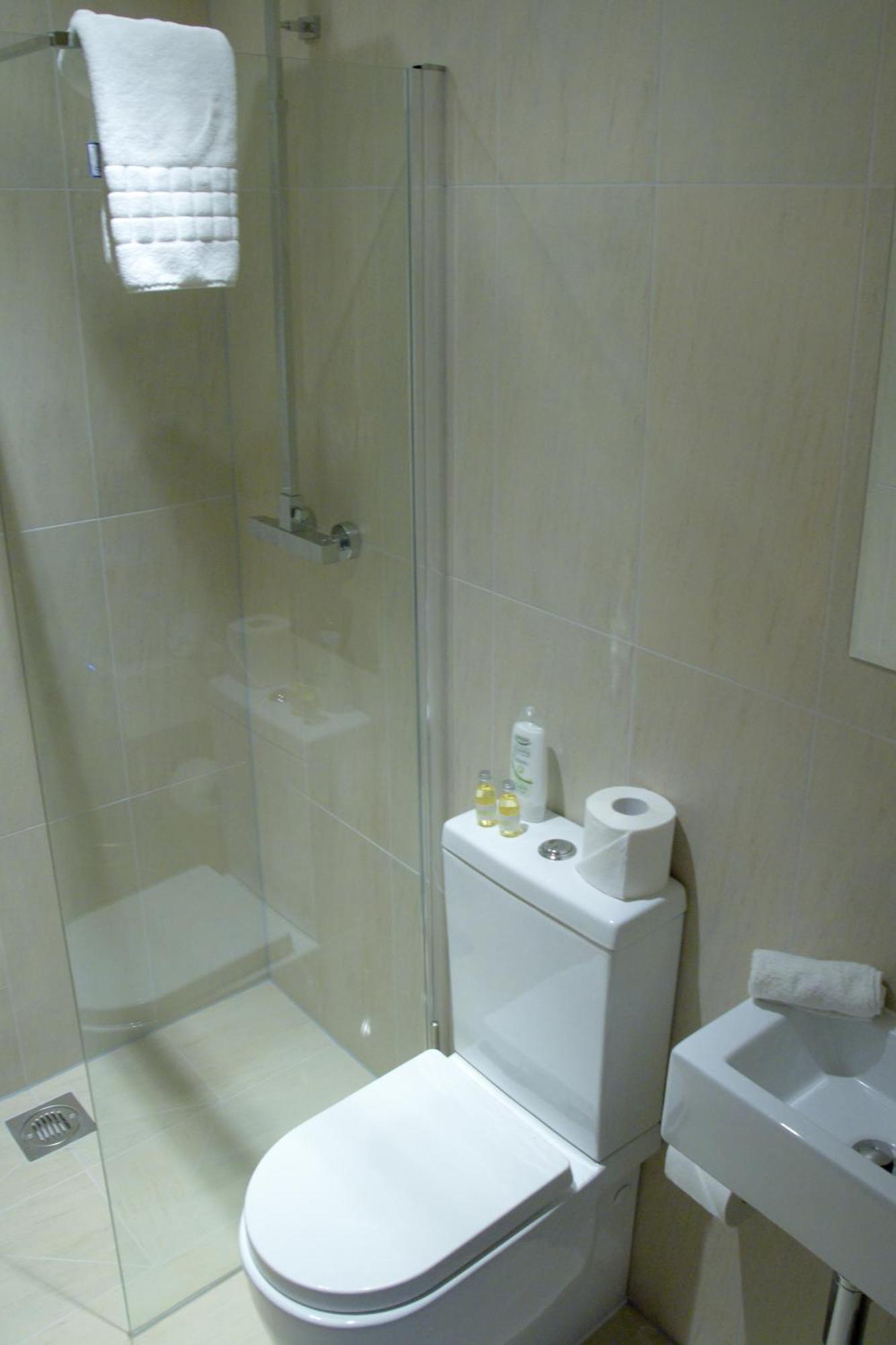 Accommodation Bristol Airport 레드힐 객실 사진